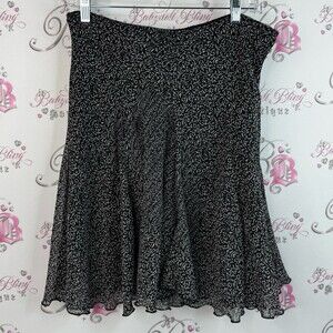 Vamp skirt floral pattern, paisley, Elegant Black and White Floral Skirt